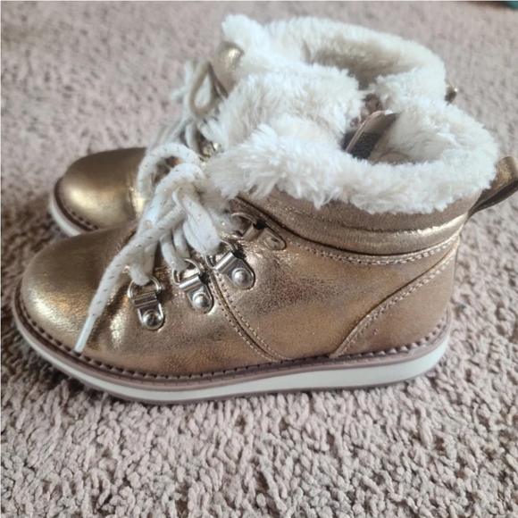 Cat & Jack Boots - Picture 2 of 4